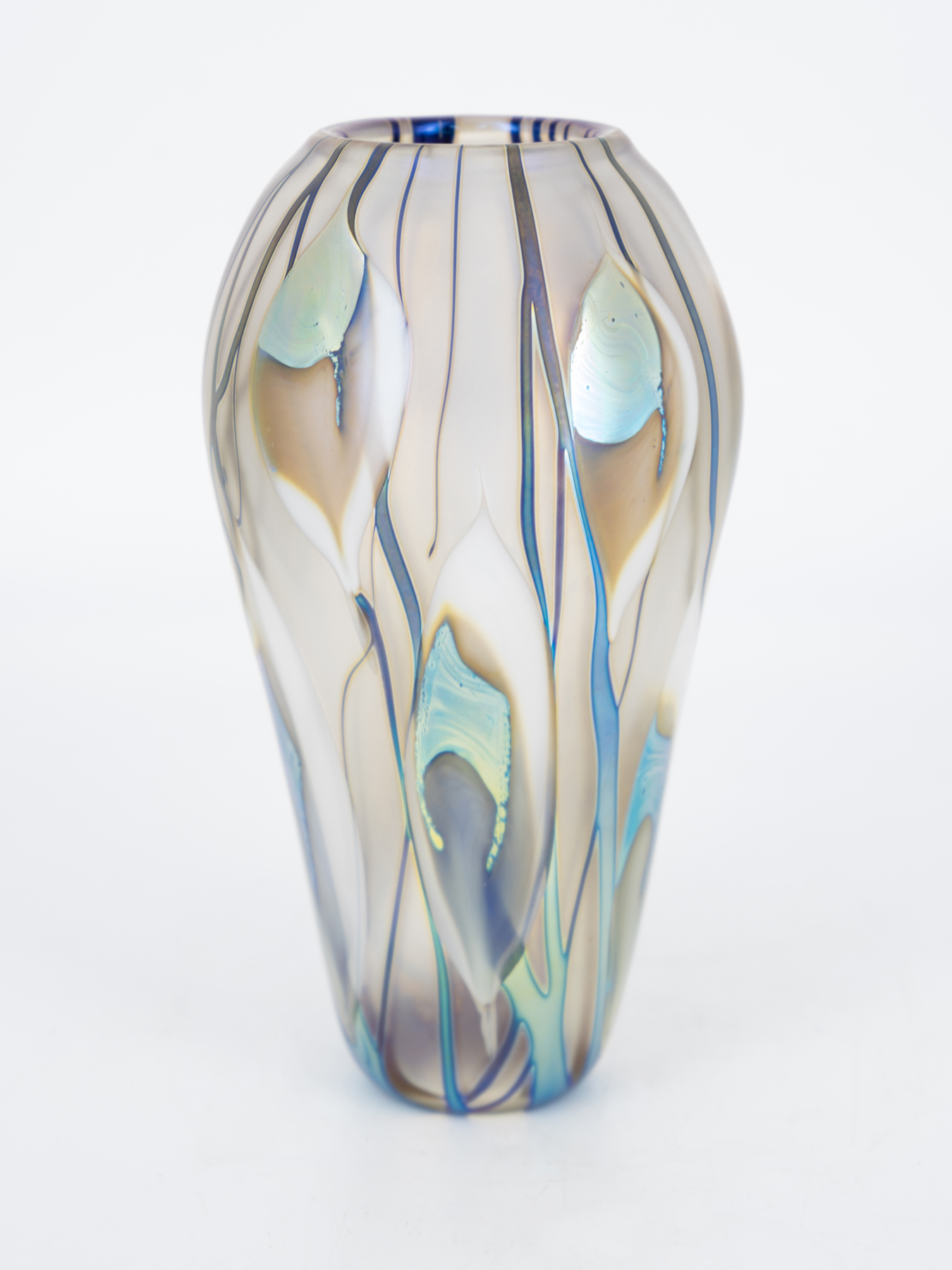 iridescent-foliate-glass-vase-86222