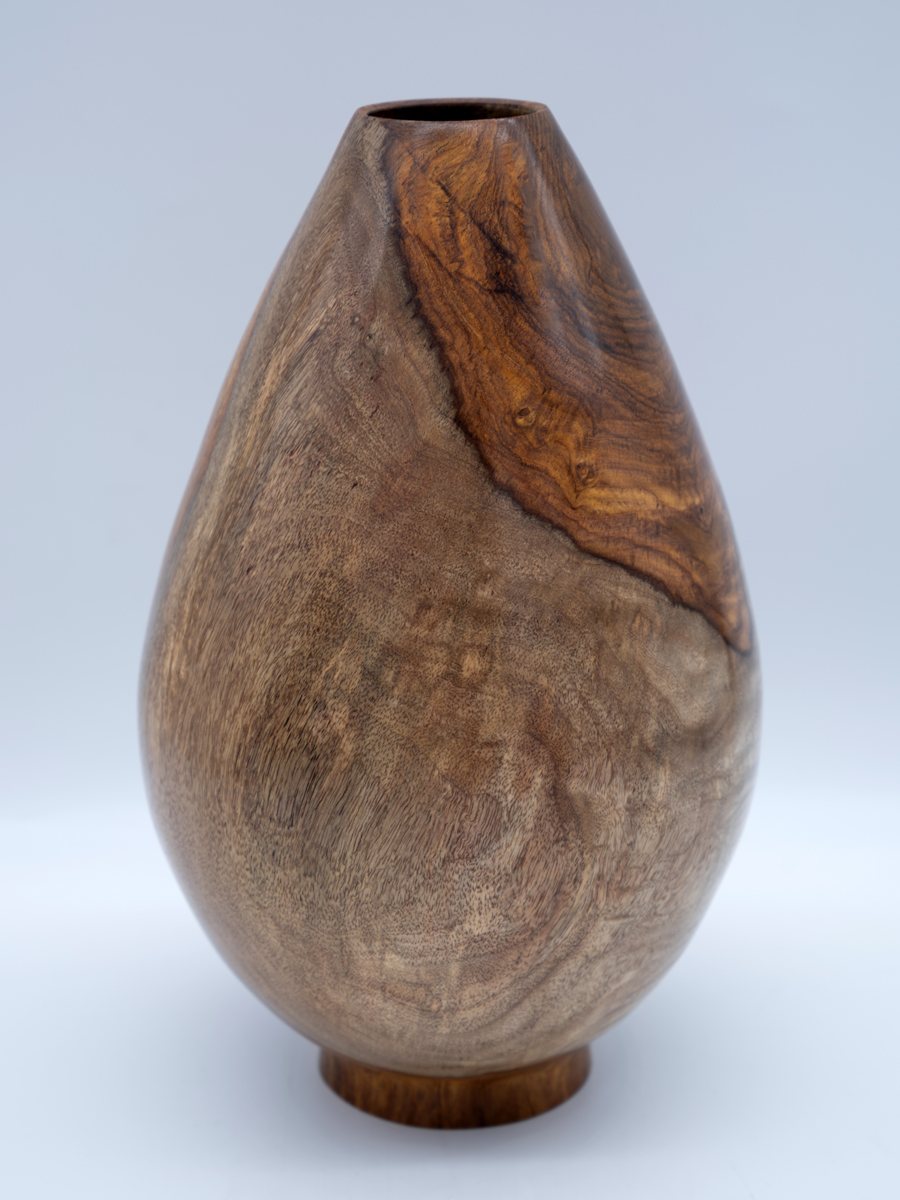 two-voids-400-79090-1