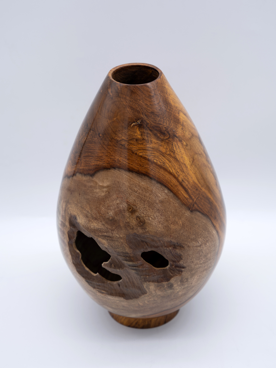 two-voids-400-79090-2