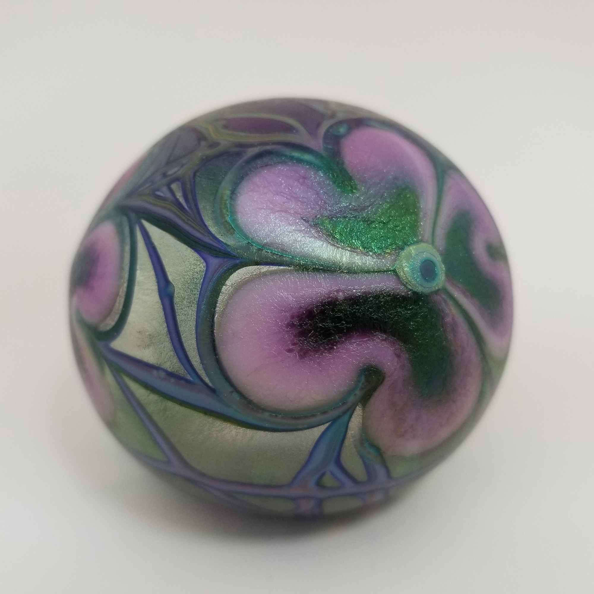Robert Lagestee - Iridized Paperweight