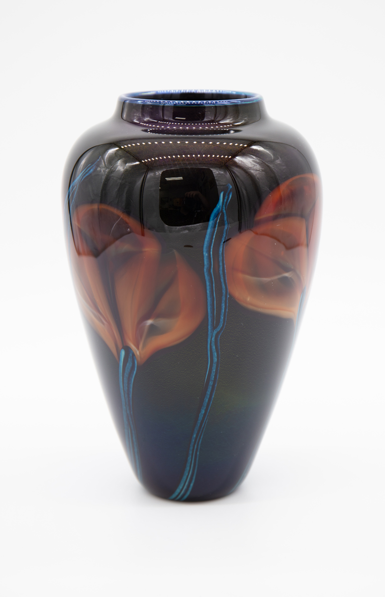 black-poppy-vase-57475-3-1