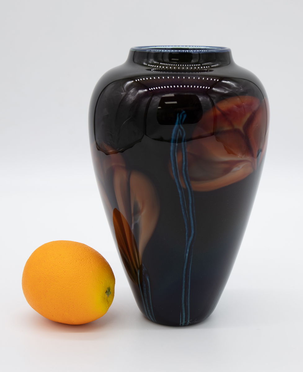 black-poppy-vase-57475-4-1