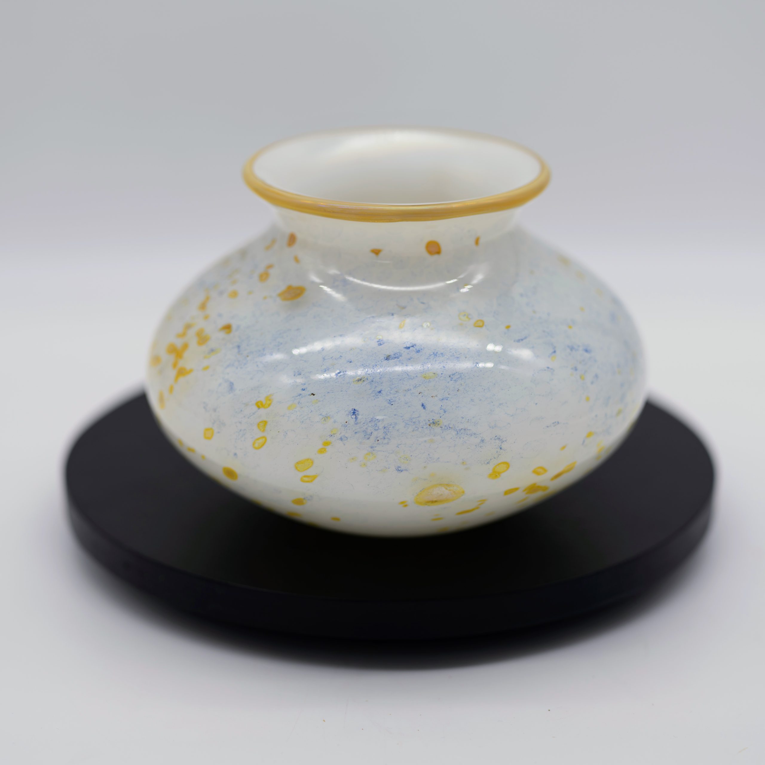 Daniel Lotton - White Clamshell Vase with Gold Trim