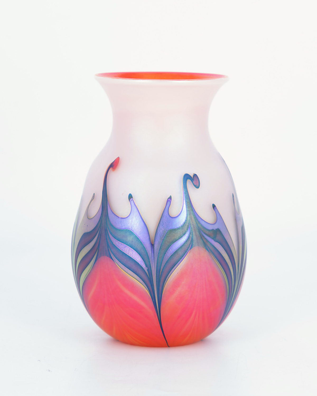 hooked-feather-vase-83694-1-1-1-2
