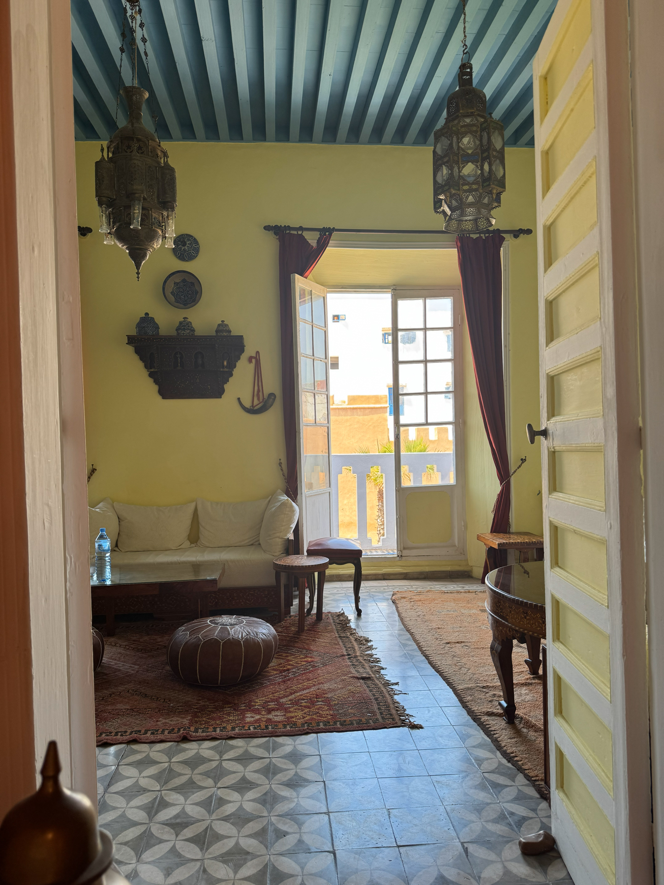 slanting-light-morocco-80556-1-1-1