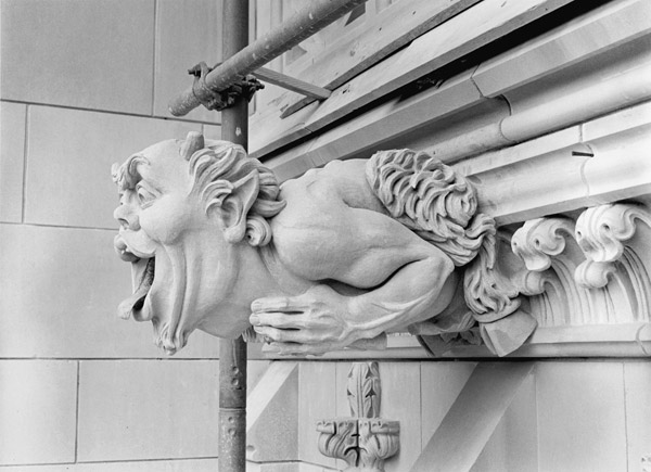 pan-gargoyle-maquette-5979-1